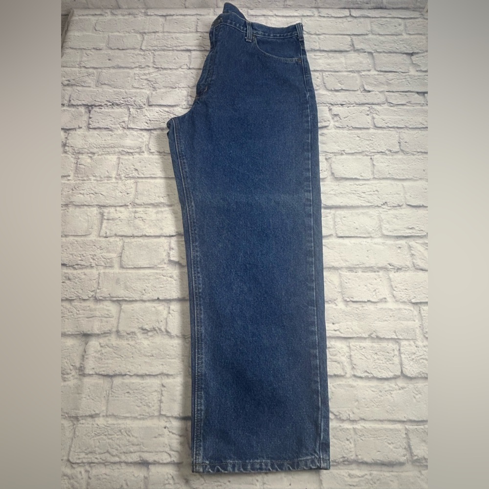 Carhartt Men's Relaxed Fit Blue Jeans. Size 42X30 - Picture 6 of 12